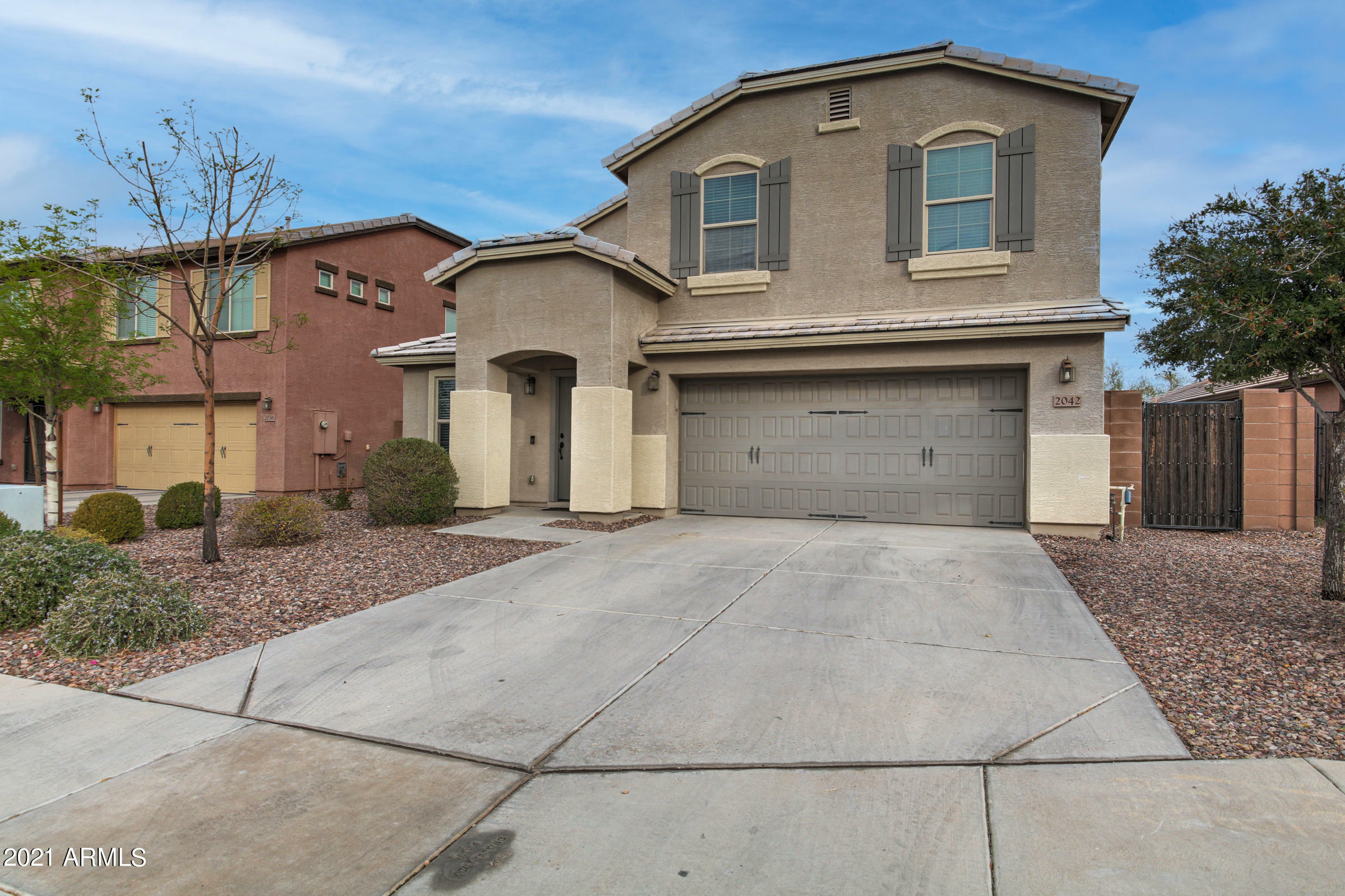 Property Photo:  2042 E Saddlebrook Road  AZ 85298 