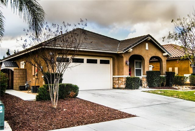 Property Photo:  42963 Beamer Court  CA 92592 