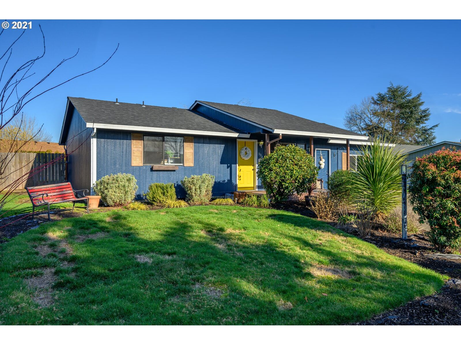 Property Photo:  536 SW Westvale St  OR 97128 