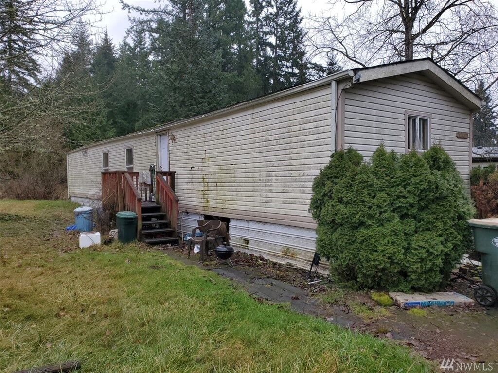 Property Photo:  8707 Boxwood Ct SE  WA 98597 