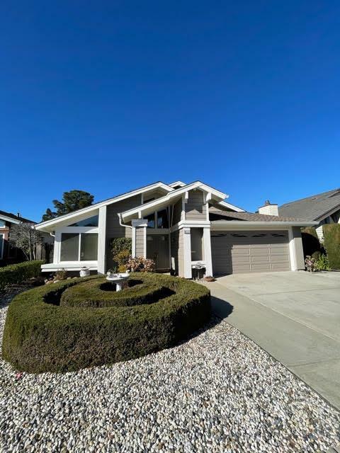 Property Photo: 611 Bainbridge Street CA 94404