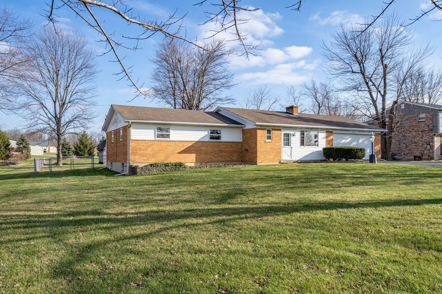 Property Photo:  6166 Yankee Rd  OH 45044 