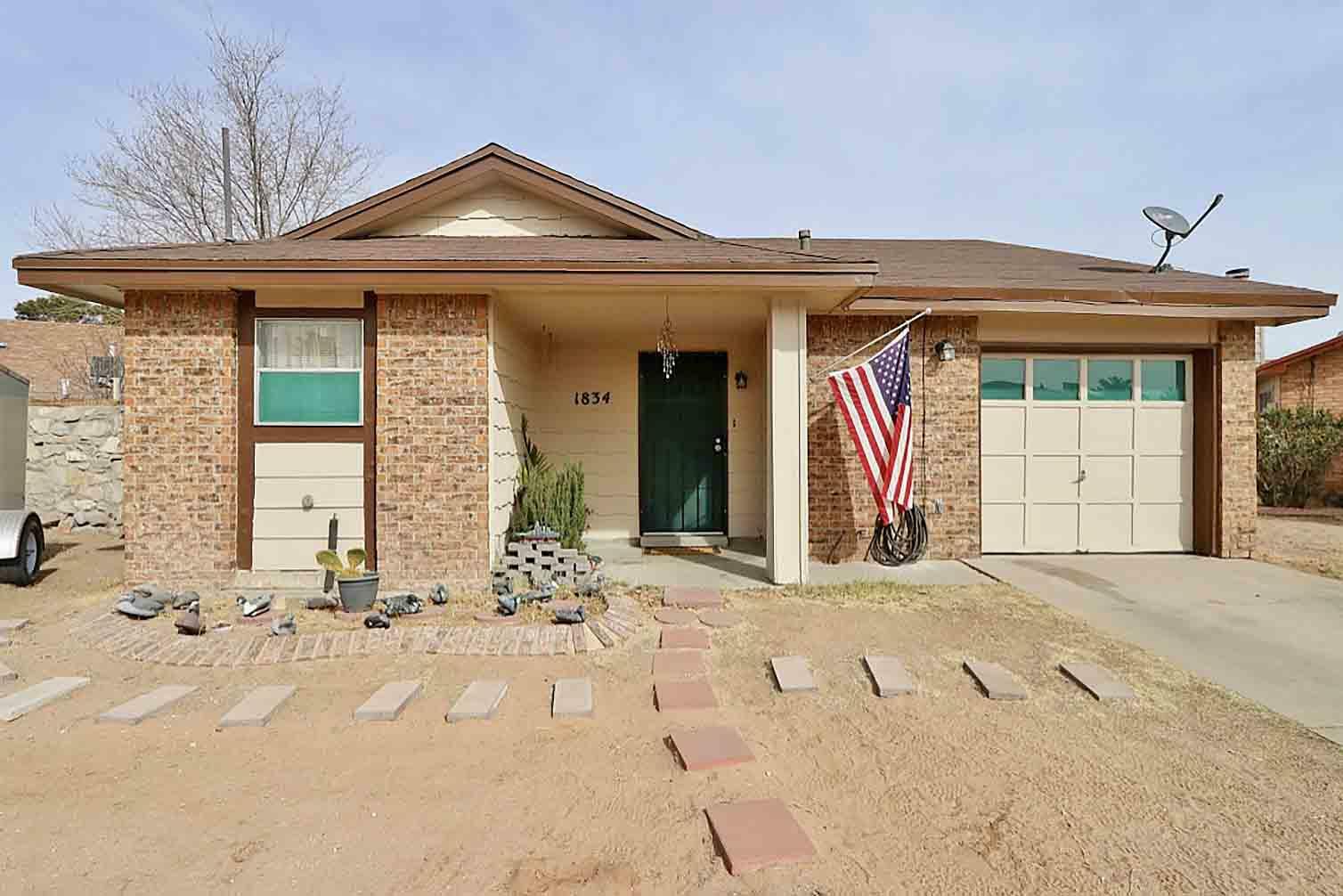 Property Photo:  1834 Karl Wyler Drive  TX 79936 