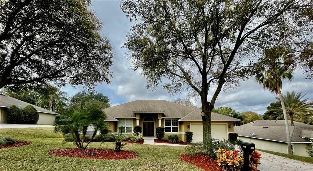 Property Photo:  10519 Alameda Alma Road  FL 34711 