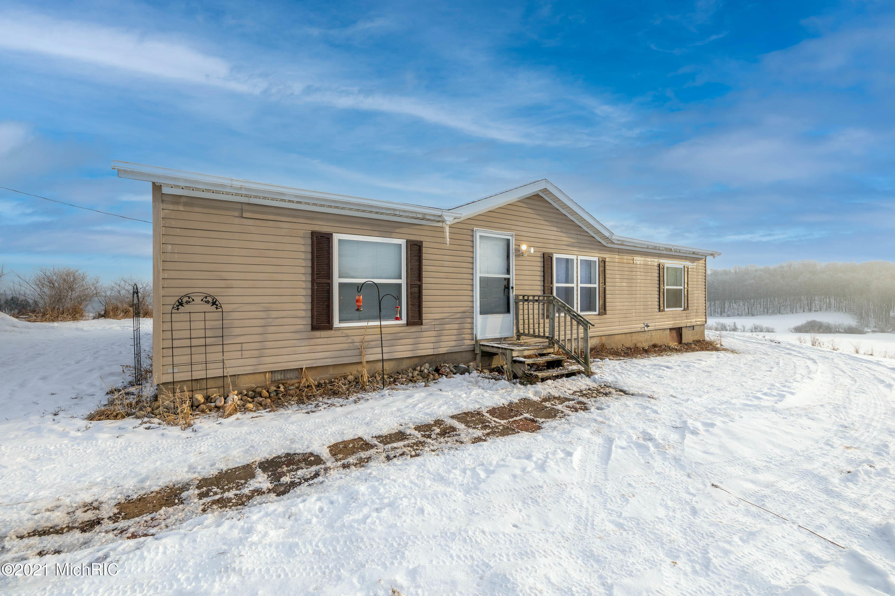 Property Photo: 20800 175th Avenue MI 49307