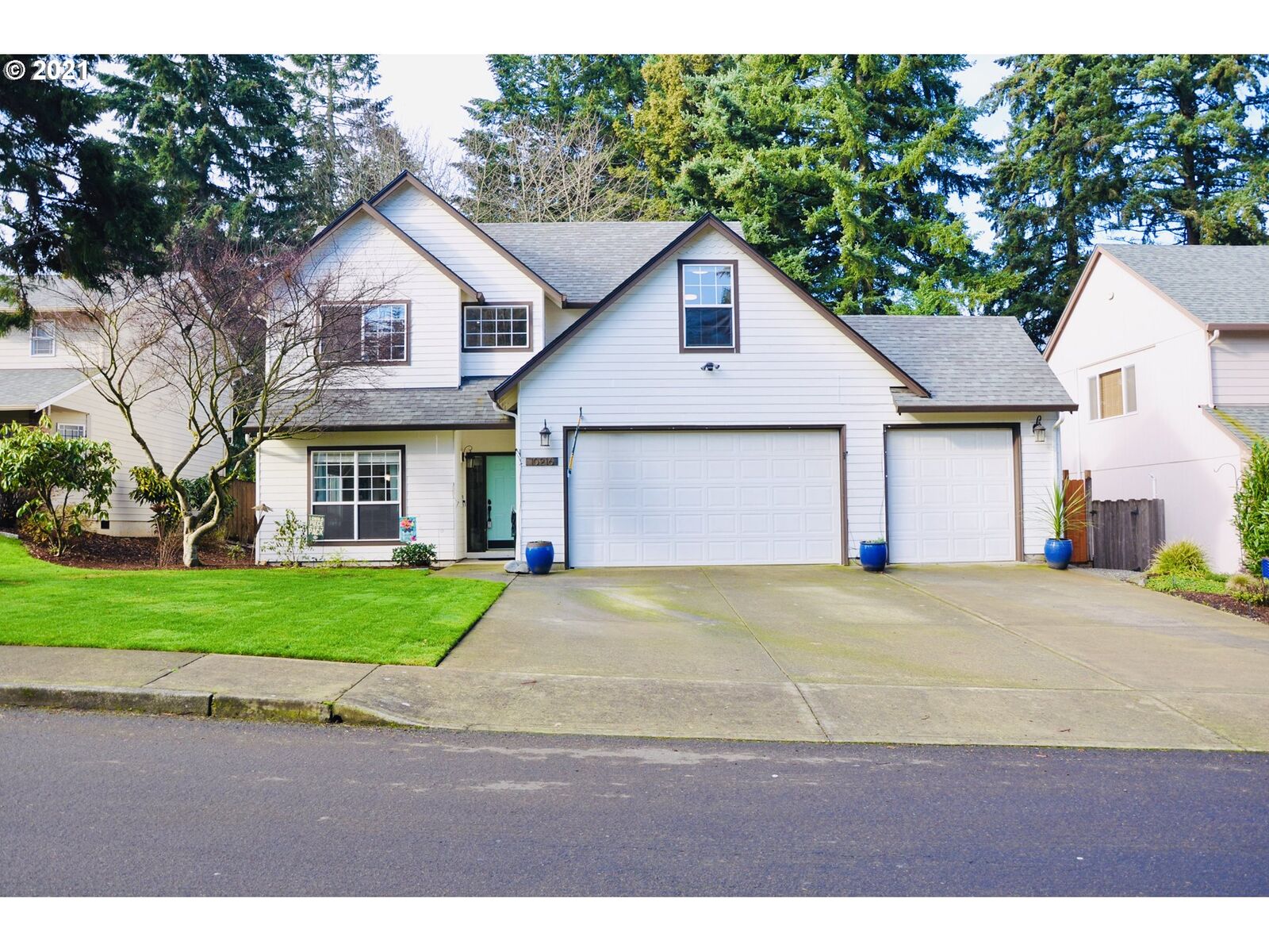 Property Photo: 10216 NE 27th Ave WA 98686