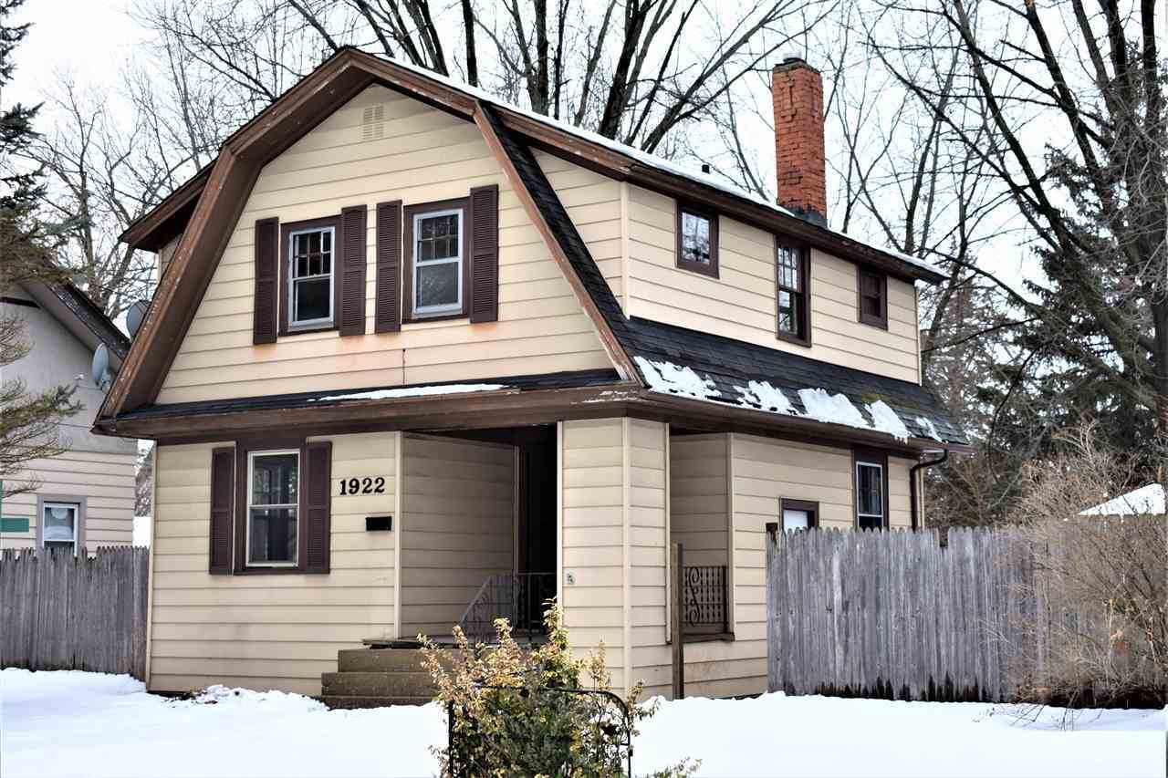 Property Photo:  1922 Ridge Avenue  IL 61103 