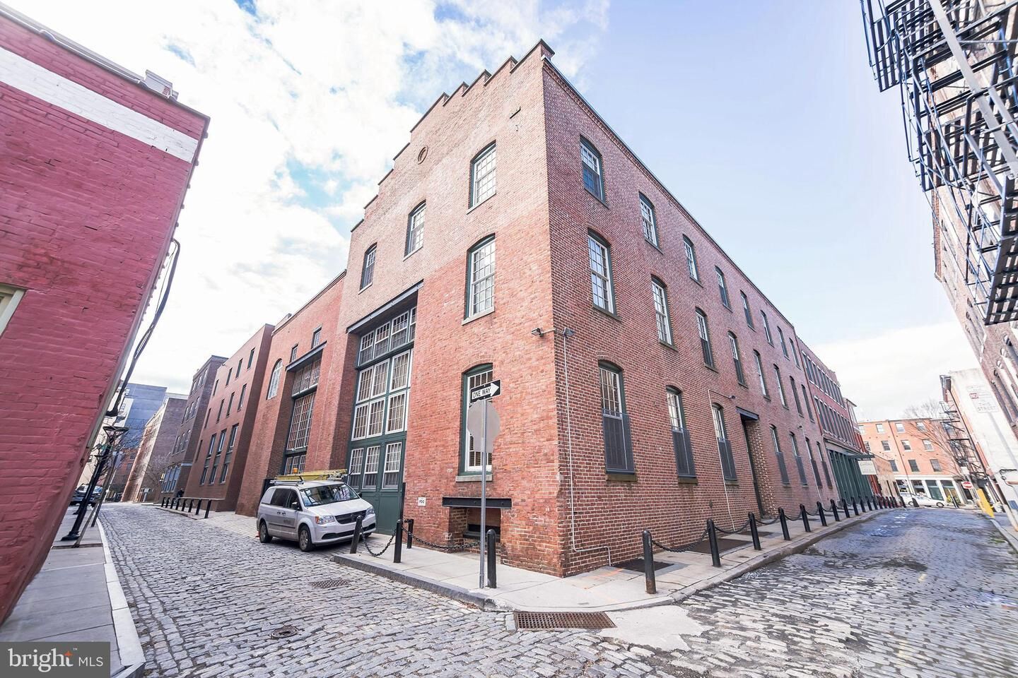 Property Photo:  130 N Bread Street 36 218  PA 19106 