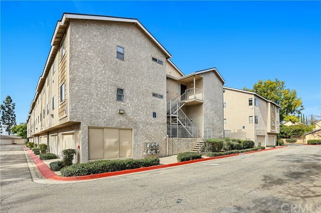 Property Photo:  2410 N Towne Avenue 41  CA 91767 