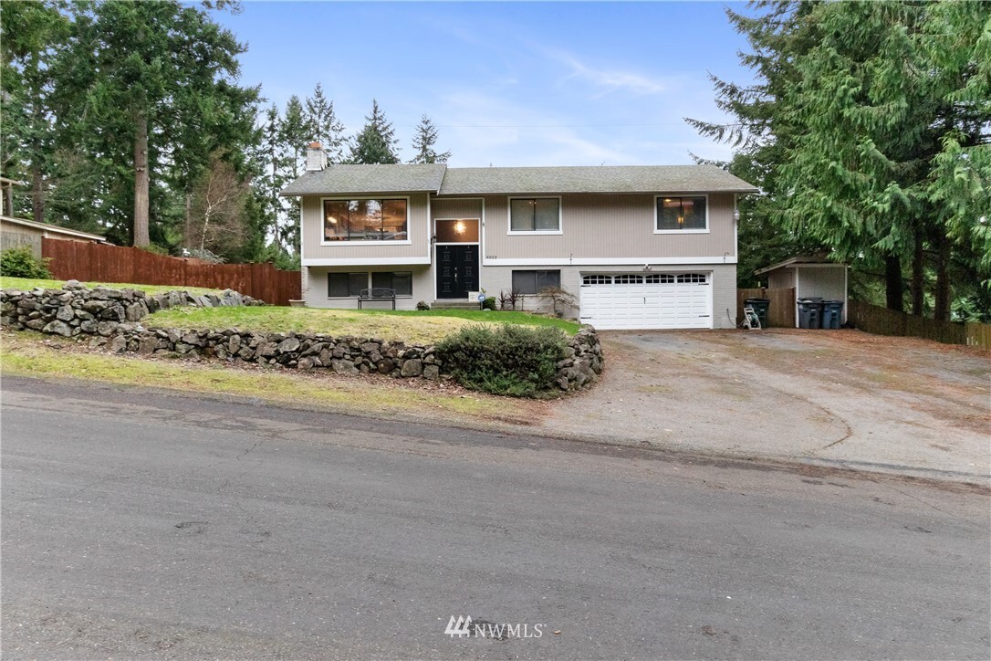 Property Photo: 4022 56th Street Ct NW WA 98335