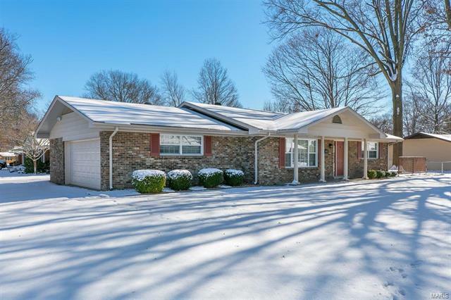 Property Photo: 1832 Kinsella Avenue 62226