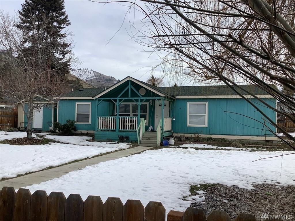 Property Photo: 105 E Eli Lane WA 98816