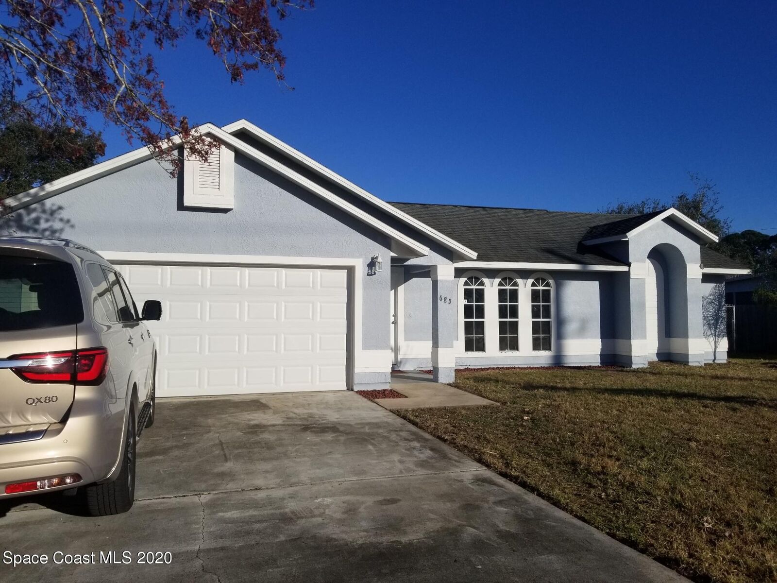 Property Photo: 685 Dwight Avenue SE FL 32909