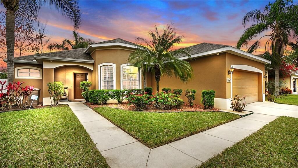 Property Photo: 180 Magnolia Park Trail FL 32773