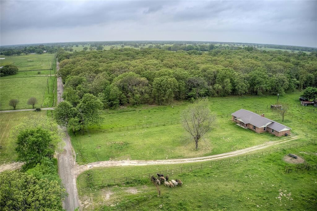 Property Photo: 3715 County Road 3504 TX 75482