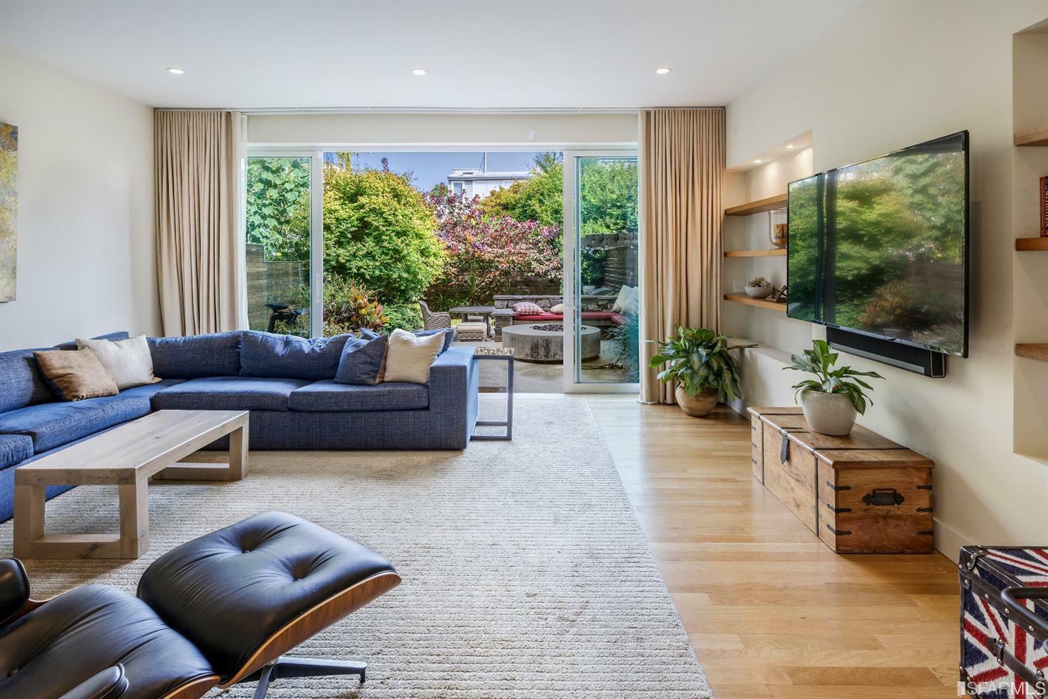 1754 Bay Street  San Francisco CA 94123 photo