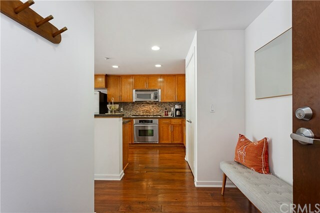Property Photo: 400 W Ocean Boulevard 404 CA 90802
