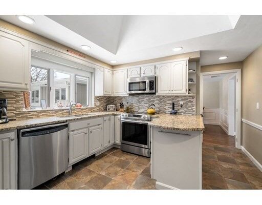 4 Whitfield Rd  Danvers MA 01923 photo