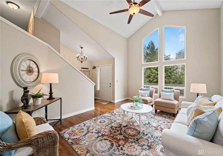 Property Photo: 9115 Trombley Rd WA 98290