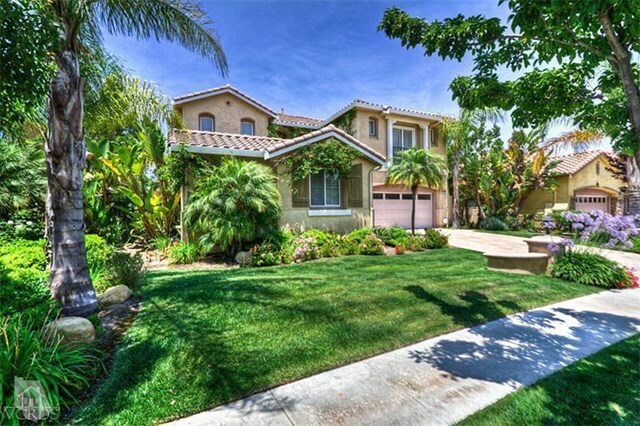 Property Photo:  5289 Via Dolores  CA 91320 