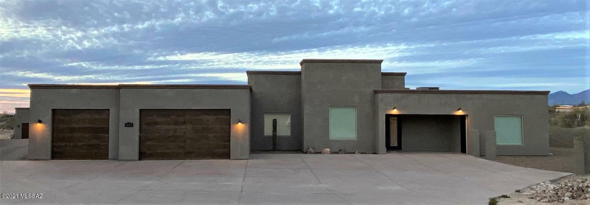 Property Photo: 4200 S Avenida Los Reyes AZ 85730