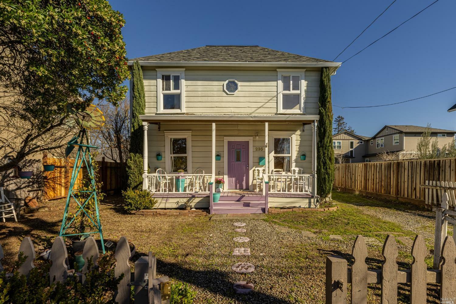 Property Photo:  235 Edith Street  CA 94952 