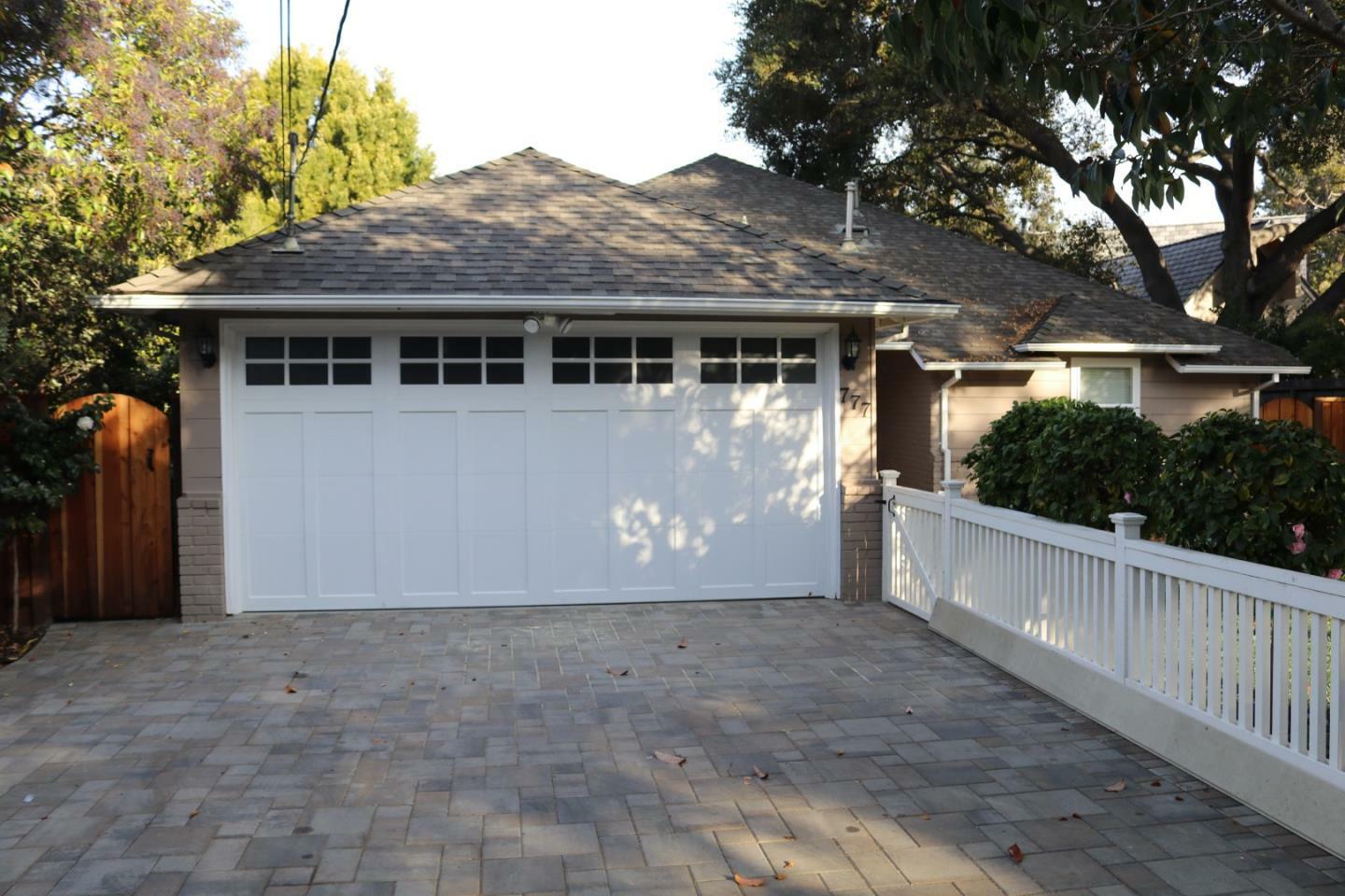 Property Photo: 777 Woodland Avenue CA 94025