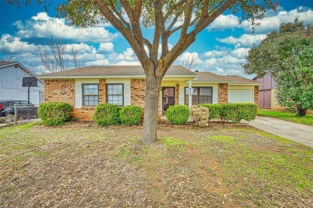 Property Photo:  7812 Val Verde Drive  TX 76133 