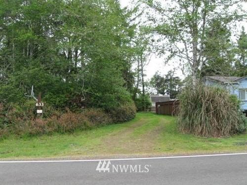 Property Photo:  633 NE Duck Lake Drive  WA 98569 