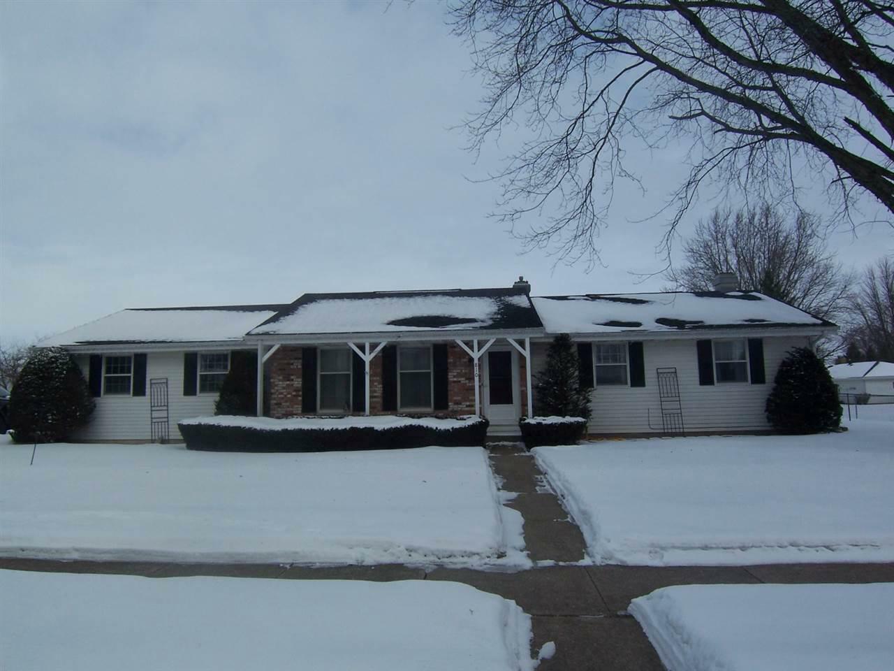 Property Photo:  810 Sue Ln  WI 53525 