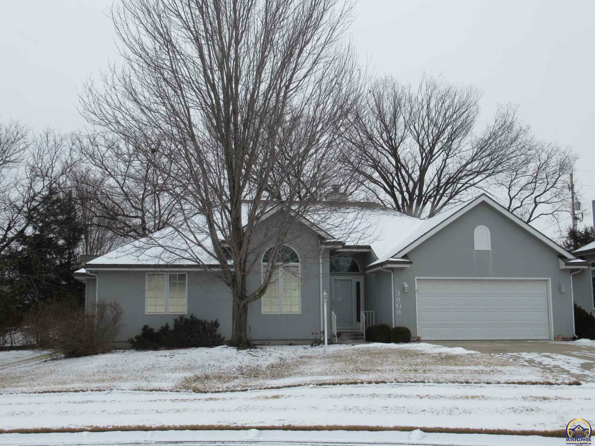 Property Photo:  3608 SW Ashworth Ct  KS 66614 