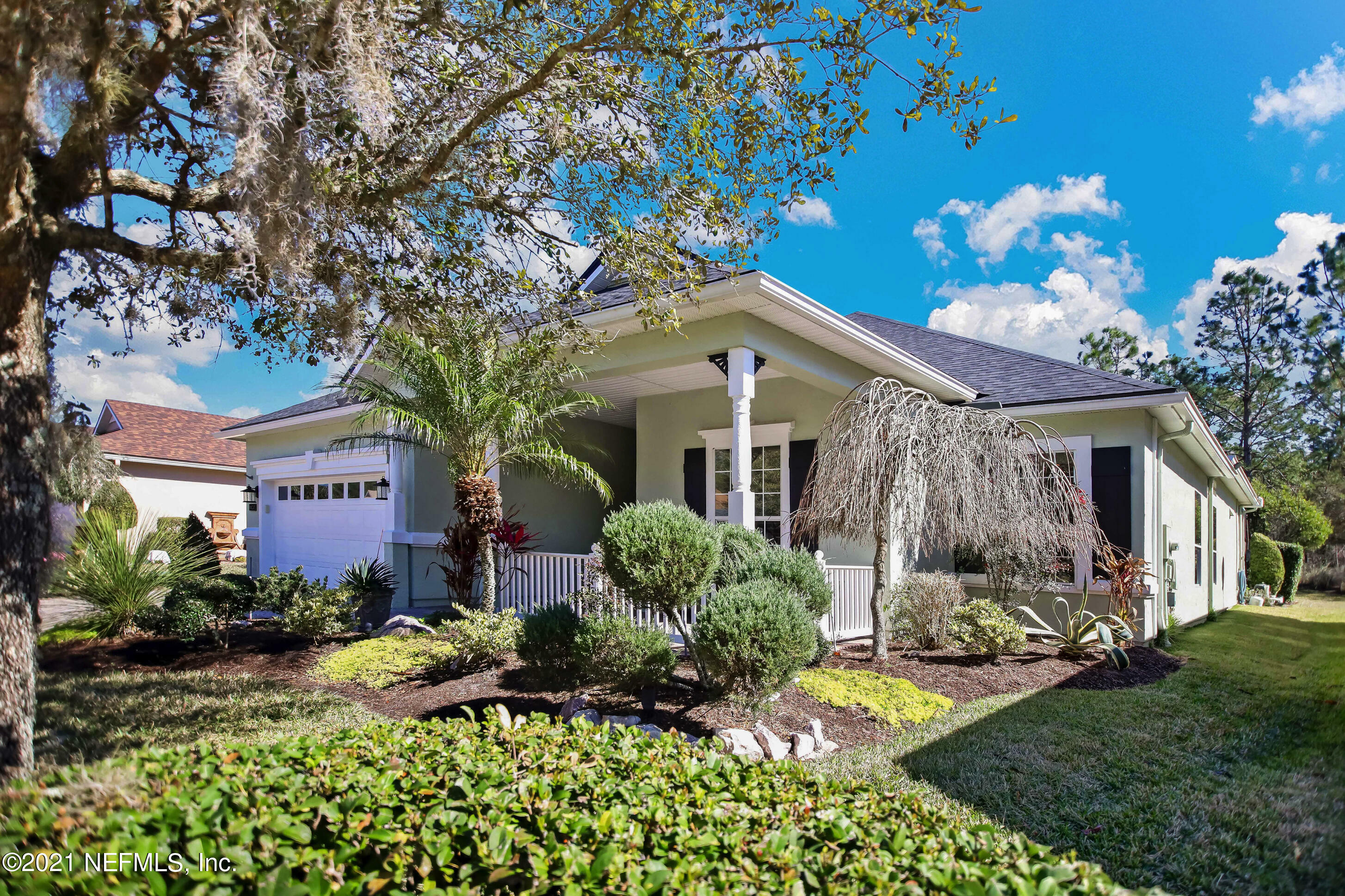 Property Photo:  1120 Inverness Drive  FL 32092 