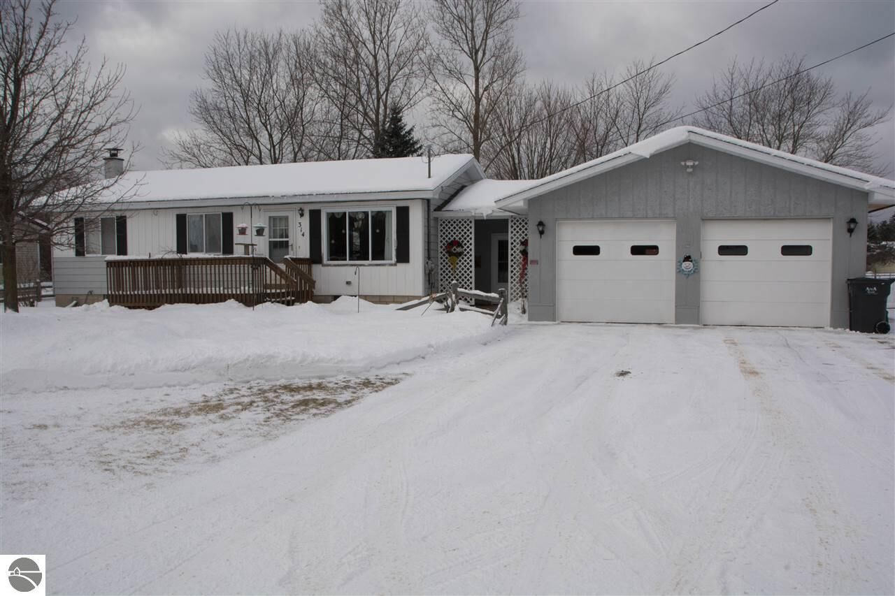 Property Photo:  314 S Essex Street  MI 49646 