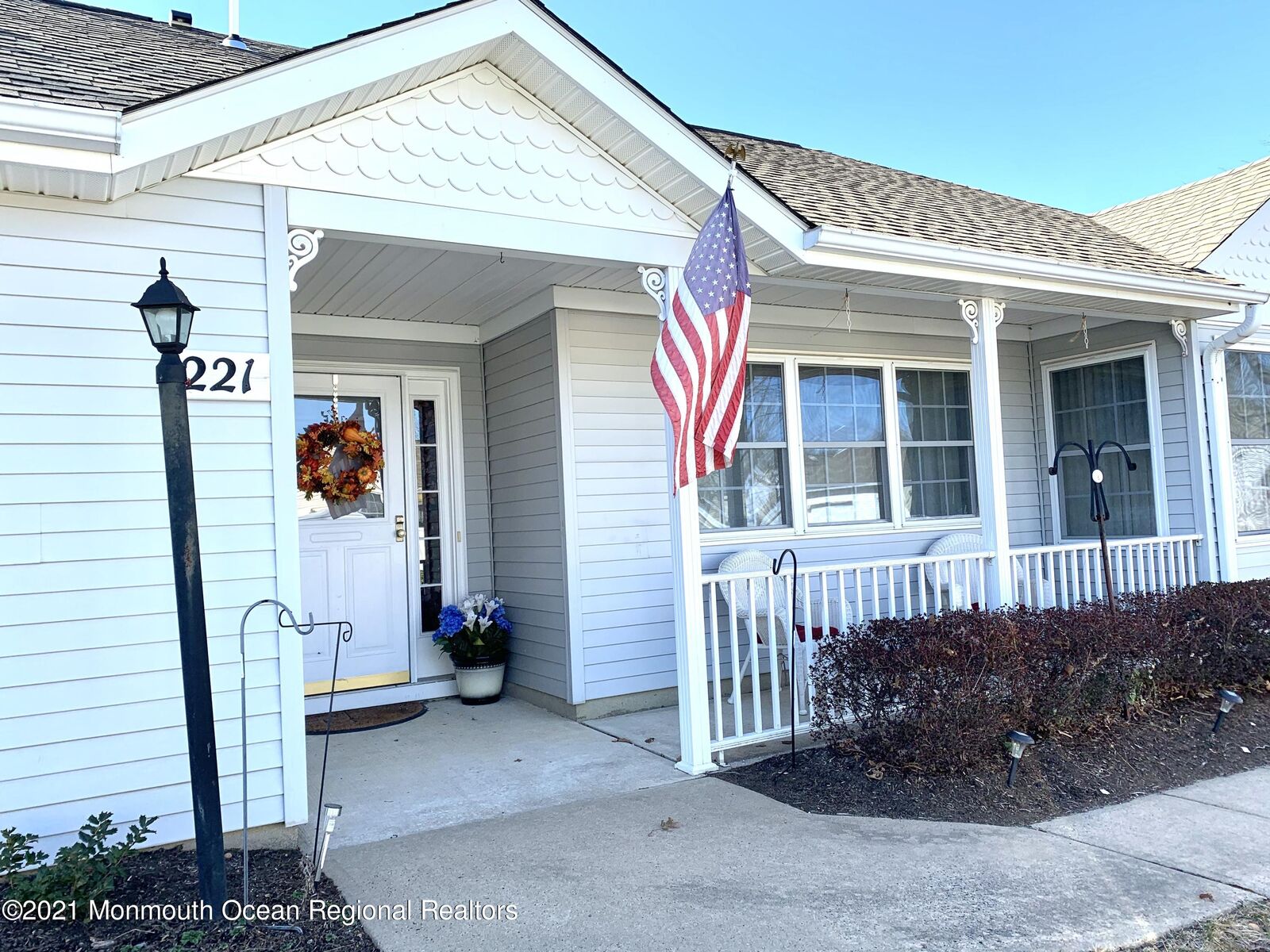 Property Photo:  221 Waxwing Drive  NJ 08831 