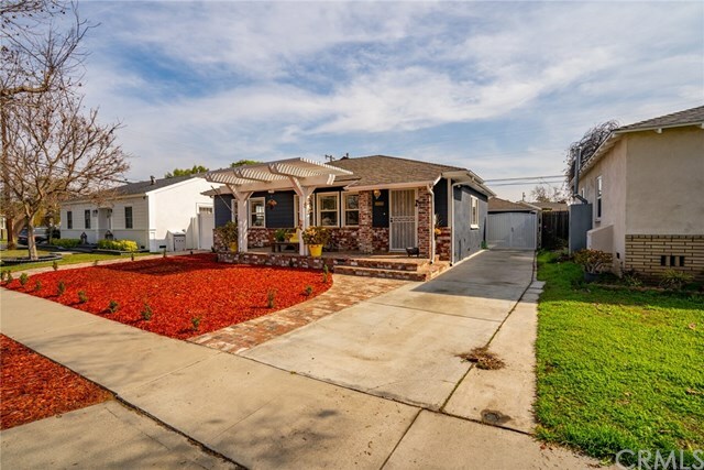 4248 Keever Avenue  Long Beach CA 90807 photo