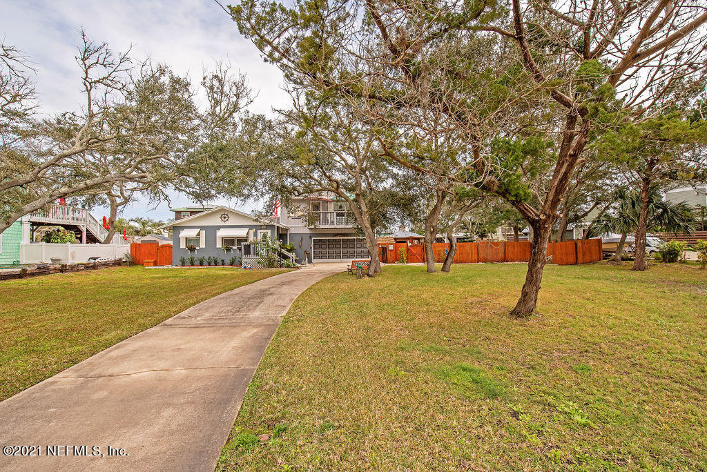 Property Photo: 6484 Putnam Street FL 32080