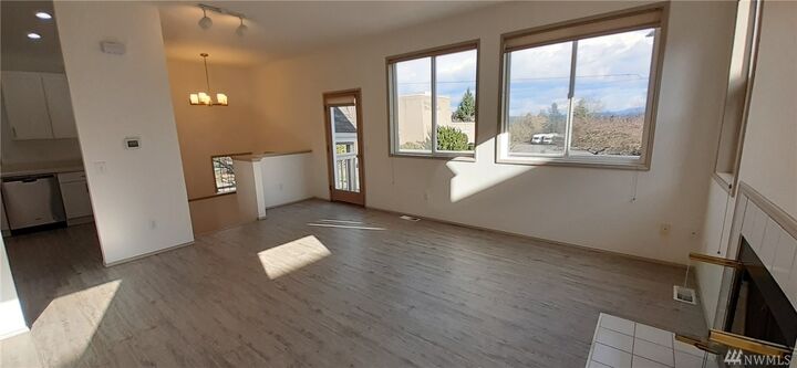 Property Photo: 5501 Wilson Ave S WA 98118