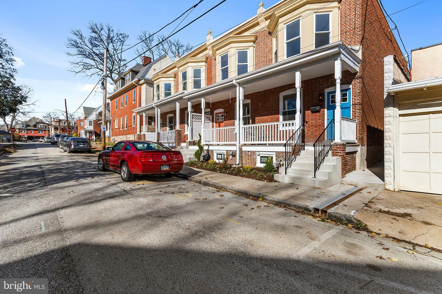 Property Photo:  107 W Franklin Street  PA 19063 