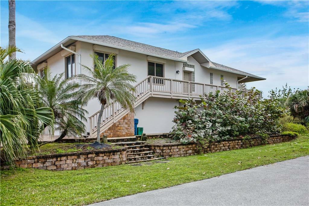 Property Photo: 6402 River Road FL 32169