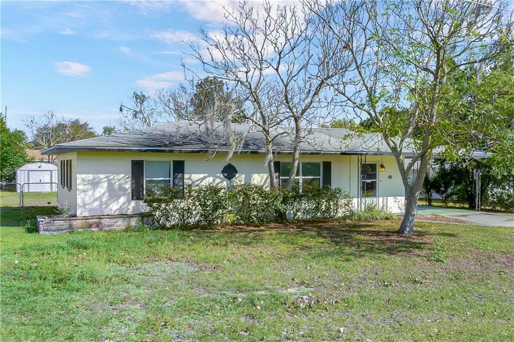 Property Photo:  206 Gary Street  FL 32778 