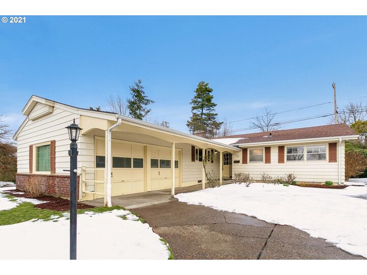 1135 SW Florida St  Portland OR 97219 photo