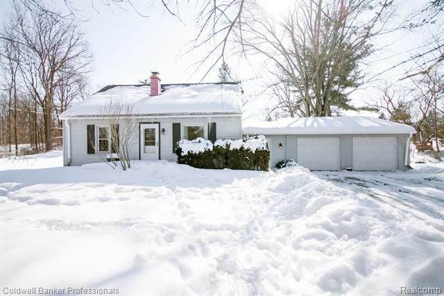 Property Photo:  8426 E Allen Road  MI 48430 