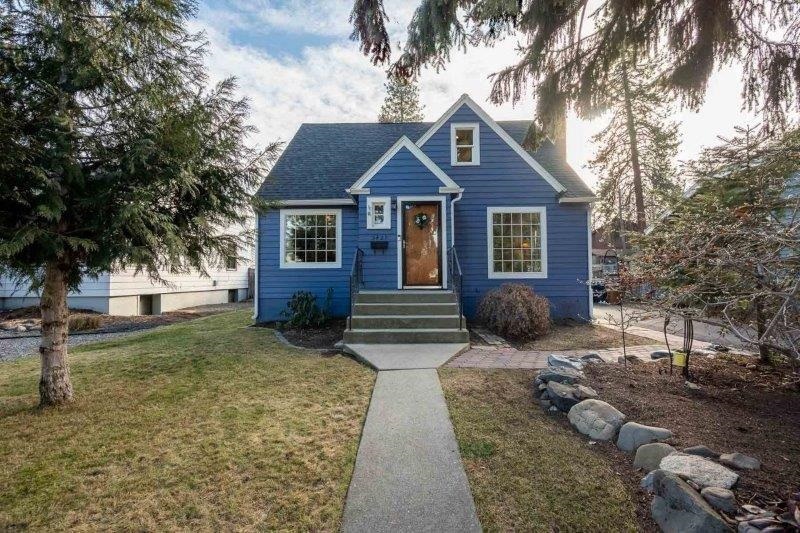 Property Photo: 3429 W Glass Ave WA 99205-2130