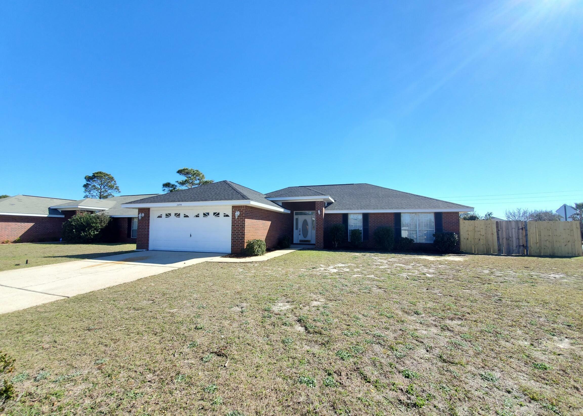 Property Photo:  2499 Heritage Circle  FL 32566 