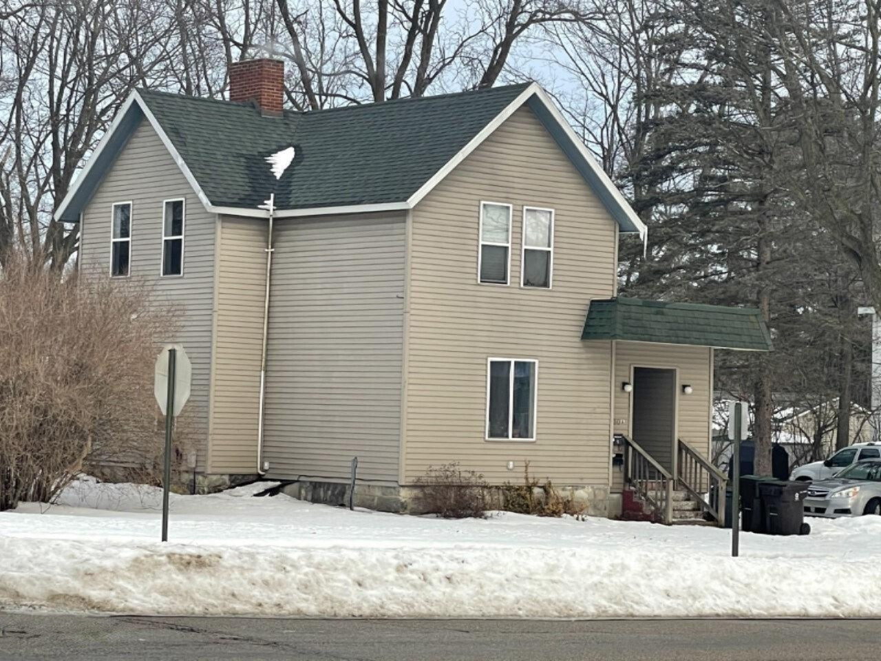 Property Photo:  630 Division Street  MI 49307 