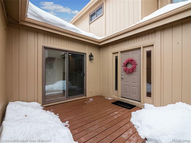 Property Photo: 6427 Richard Run 10 MI 48322