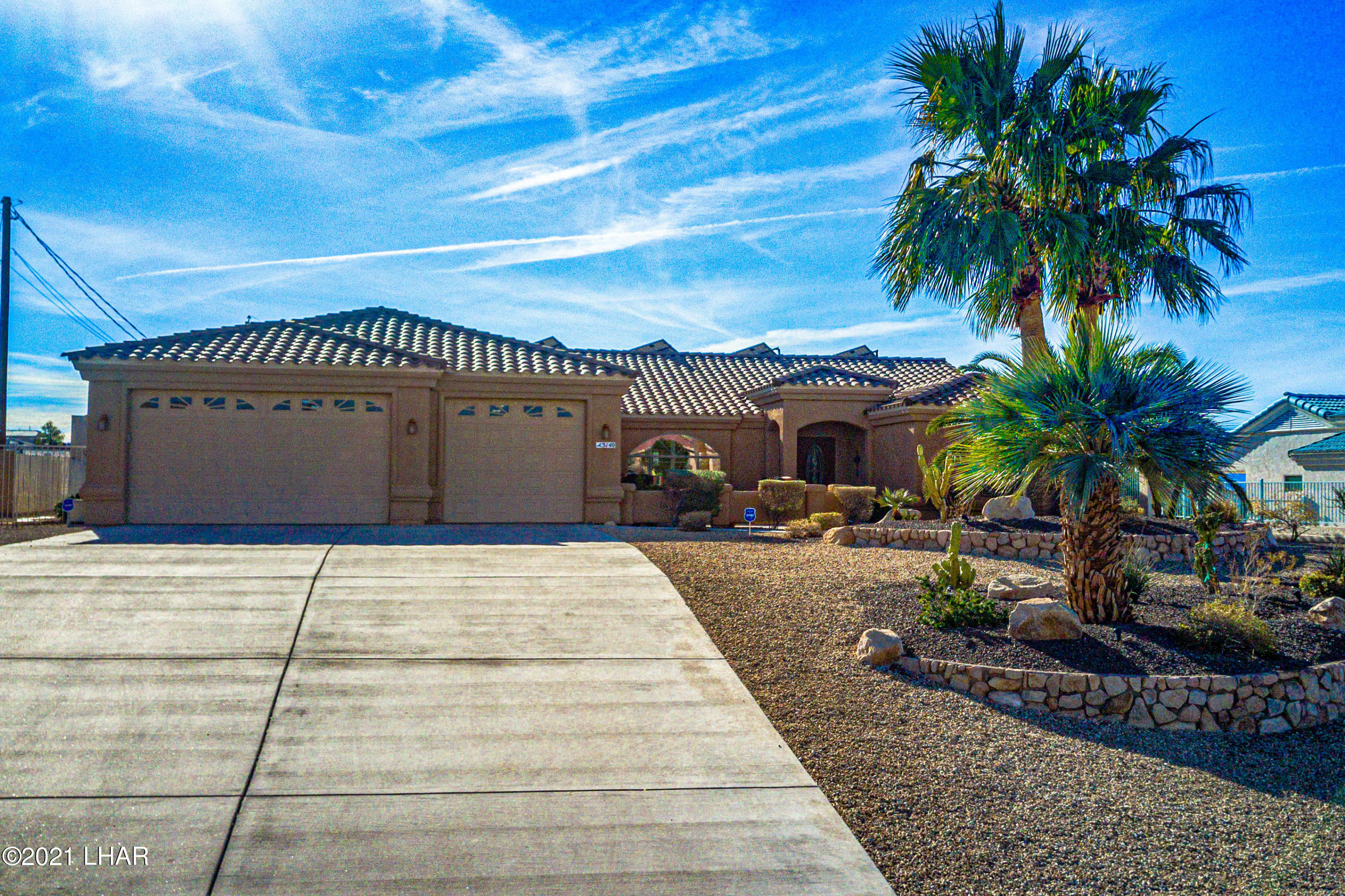 Property Photo:  3140 Applewood Dr  AZ 86404 