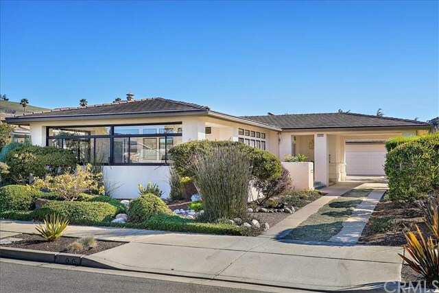 Property Photo:  2232 Emerald Circle  CA 93442 