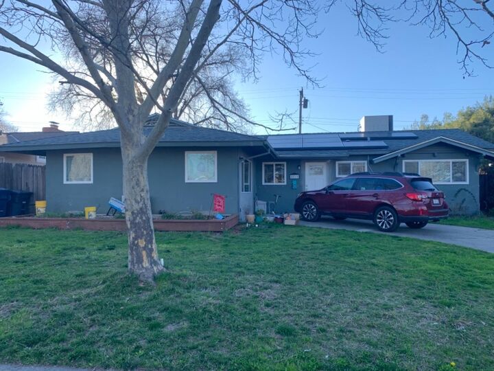 8213 Tanoak Way  Citrus Heights CA 95621 photo