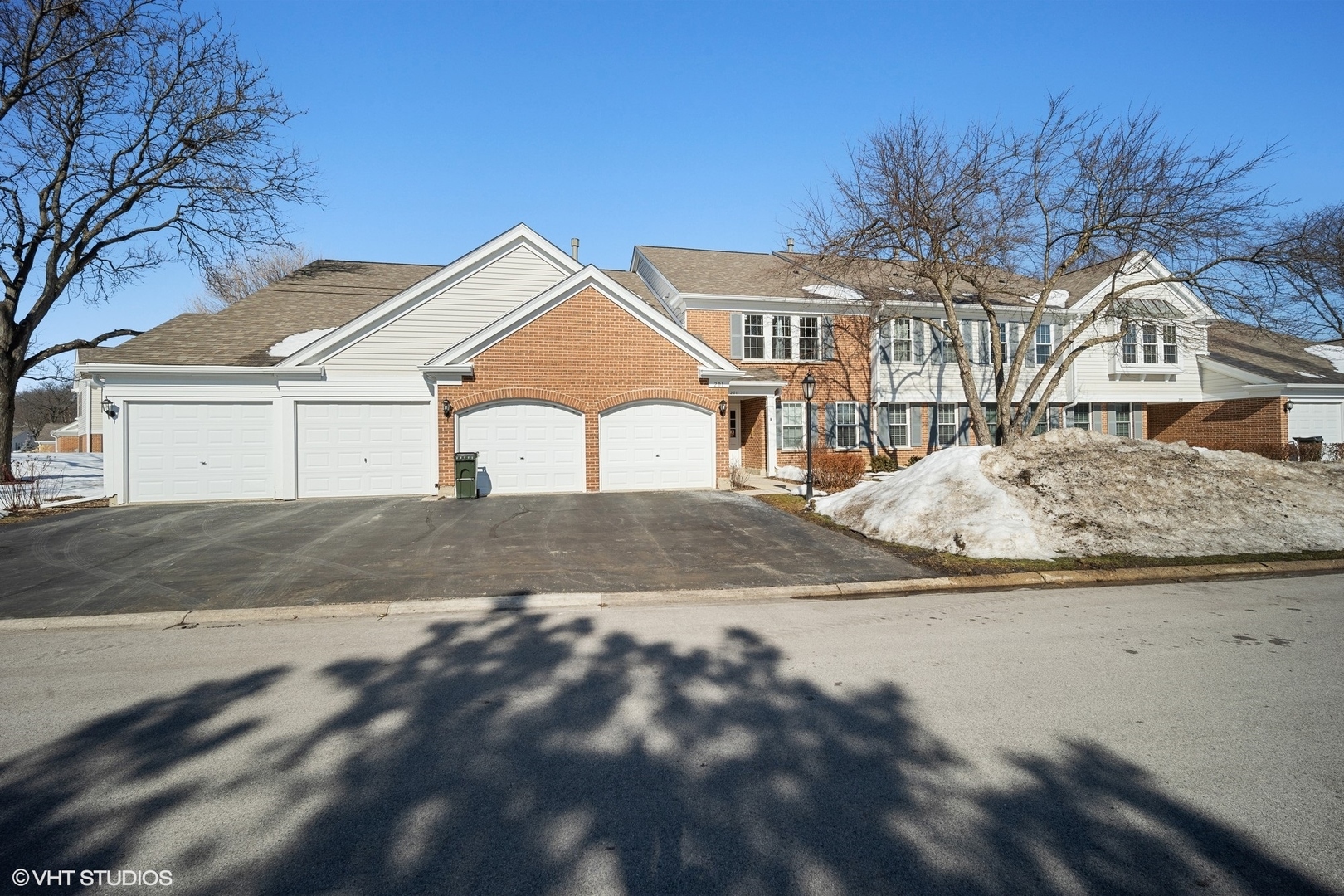 Property Photo: 201 Rob Roy Lane C IL 60070